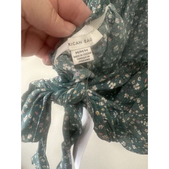 American Eagle Top Woman's Blouse Green Floral Tie Open Back Cropped Size  M New - Picture 6 of 7